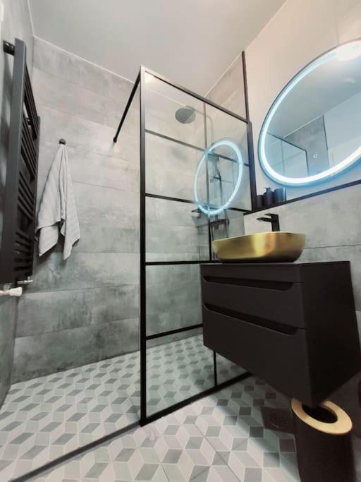萨格勒布Urban Oasis: Stylish Retreat公寓 外观 照片
