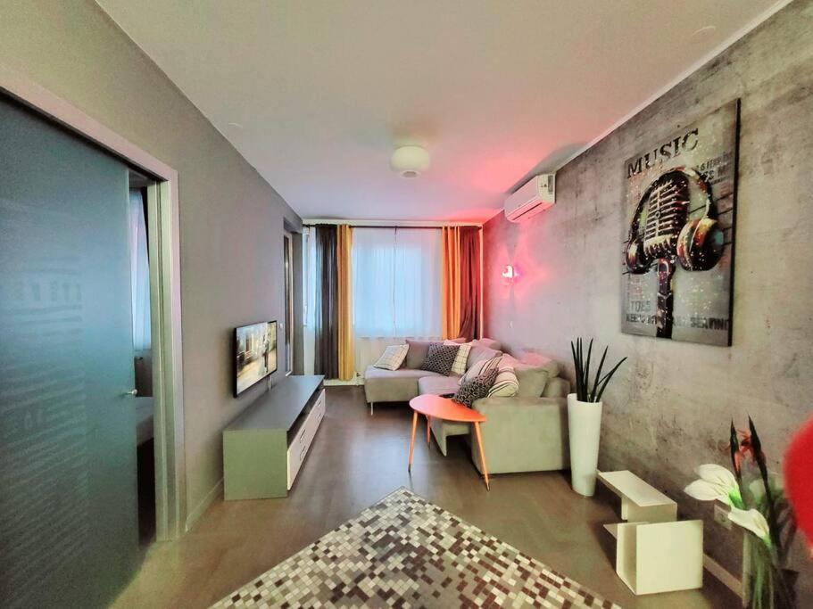 萨格勒布Urban Oasis: Stylish Retreat公寓 外观 照片